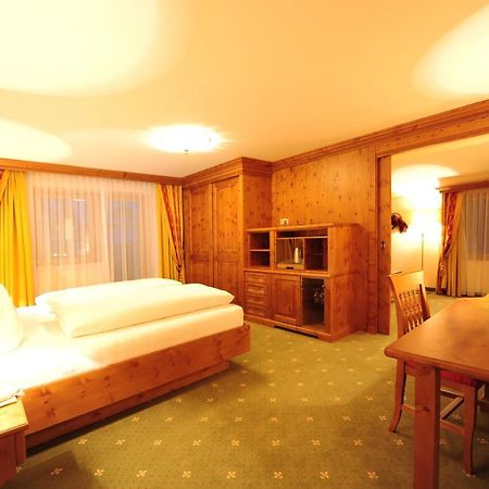 Hotel Max Serfaus Bagian luar foto