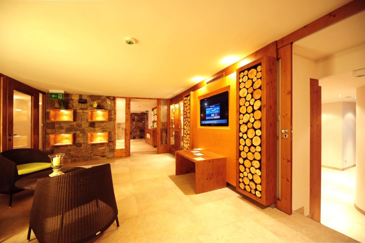 Hotel Max Serfaus Bagian luar foto
