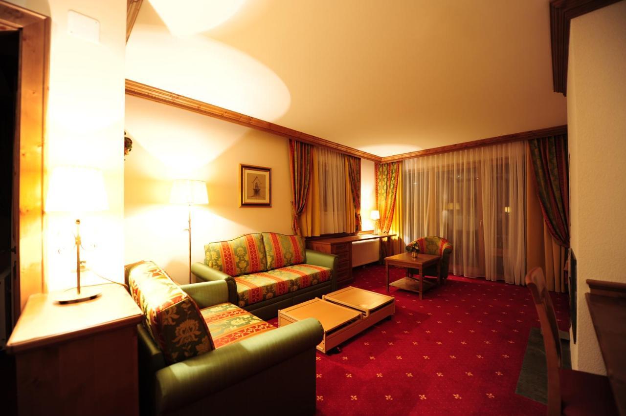 Hotel Max Serfaus Bagian luar foto