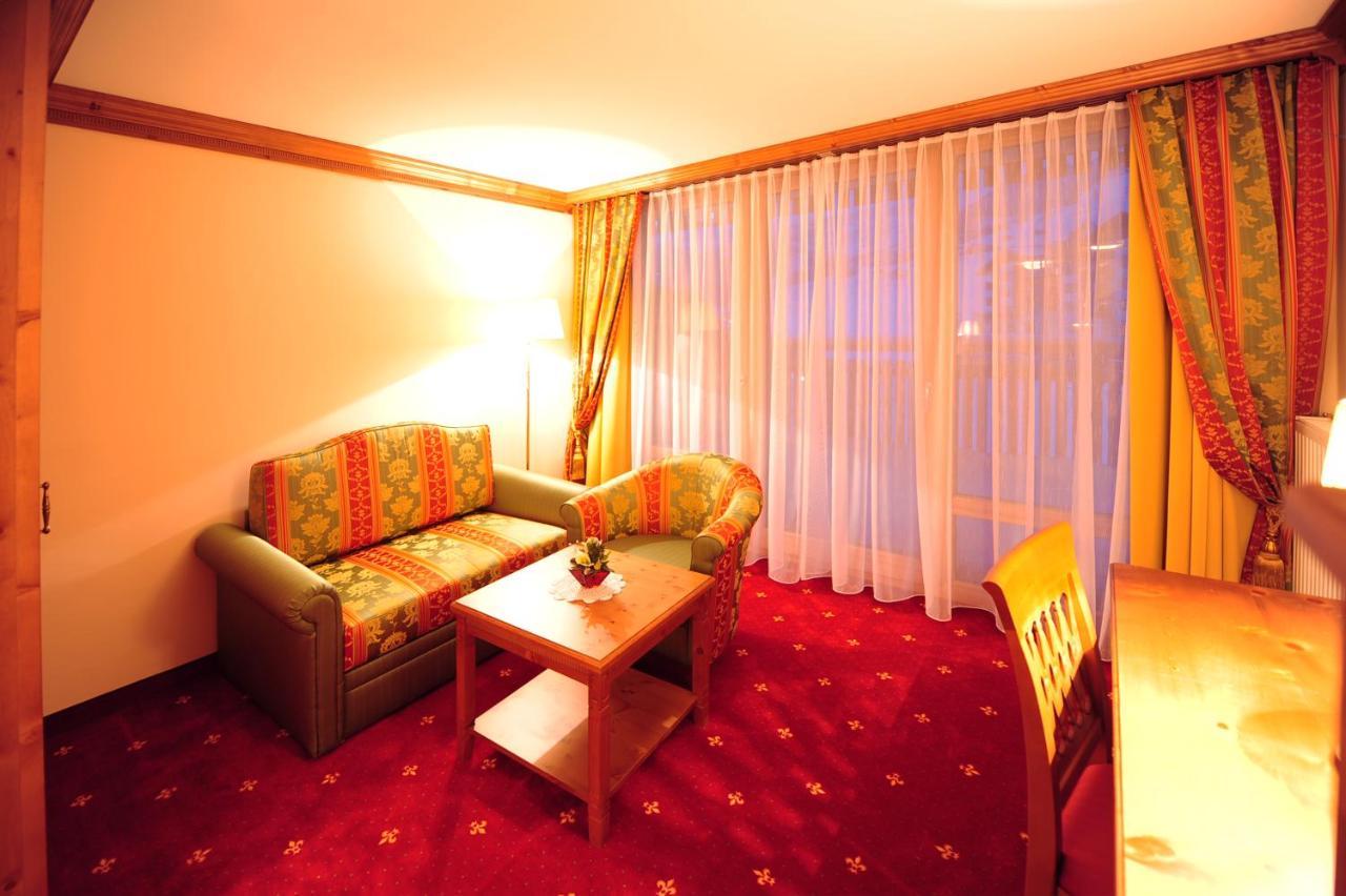 Hotel Max Serfaus Bagian luar foto